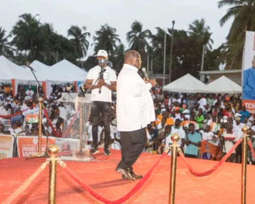 marcory-debout-pour-le-candidat-laurent-tchagba